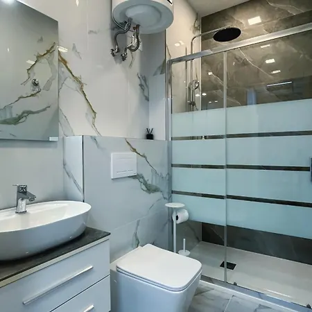 Loft Office 17 Penzion Castel Maggiore