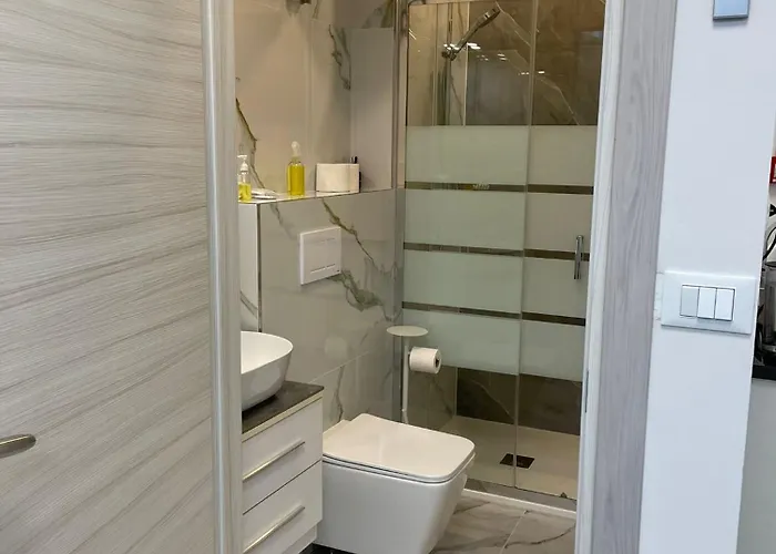 Πανσιόν Loft Office 17 3*